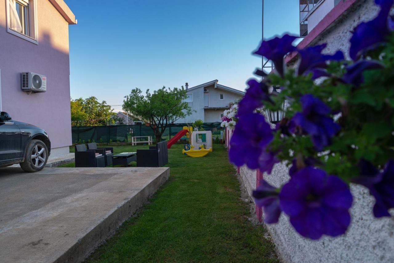 Apartman Mona Podgorica Exteriör bild