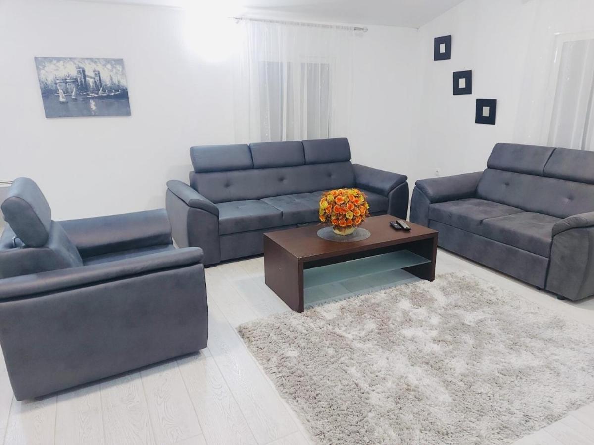 Apartman Mona Podgorica Exteriör bild