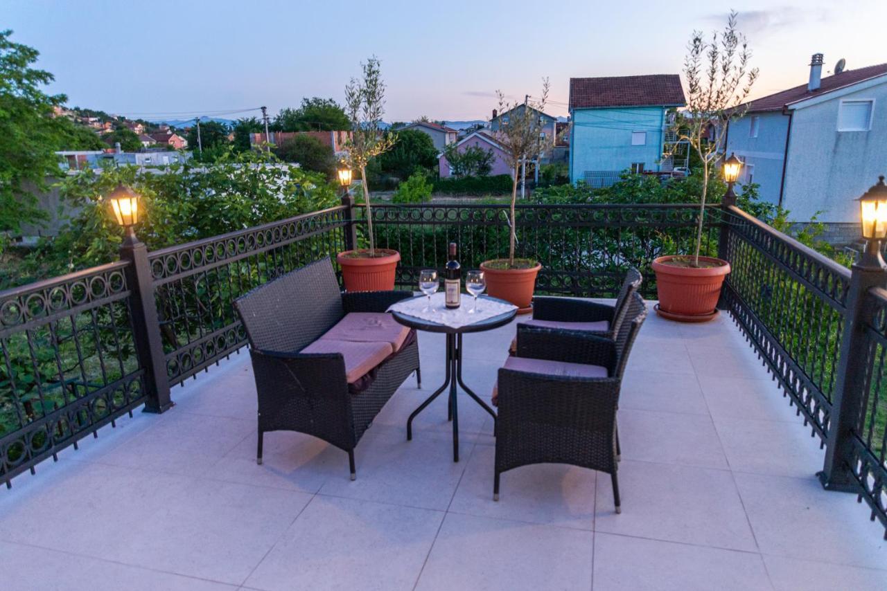 Apartman Mona Podgorica Exteriör bild