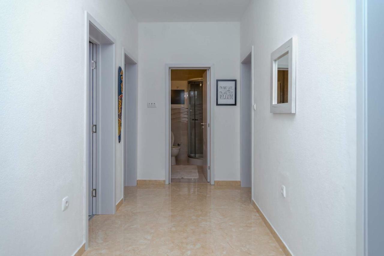 Apartman Mona Podgorica Exteriör bild